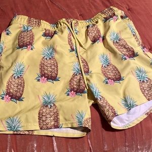 Sperry swim trunks, size L